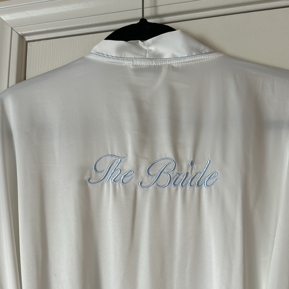 Silky Bridal Robe - Picture 2 of 4